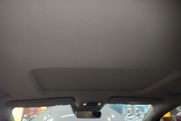 腾势D9 2022款 DM-i 970 四驱尊荣型中控内饰22