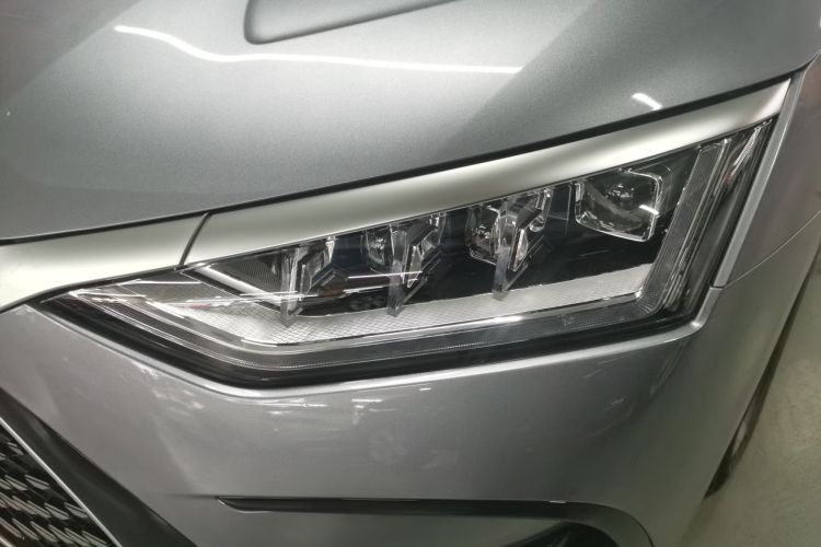 比亚迪 汉 2023款 DM-i 冠军版 121KM 尊贵型局部细节36