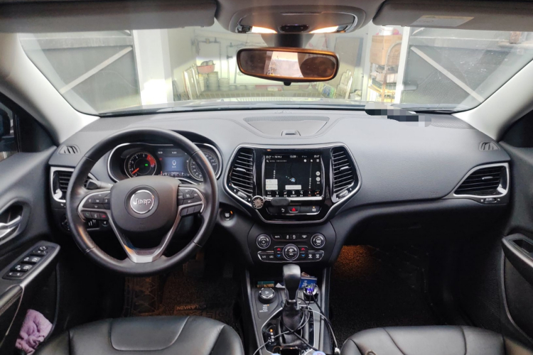 Jeep 自由光 2019款 2.0T 四驱探享版 国VI中控内饰12