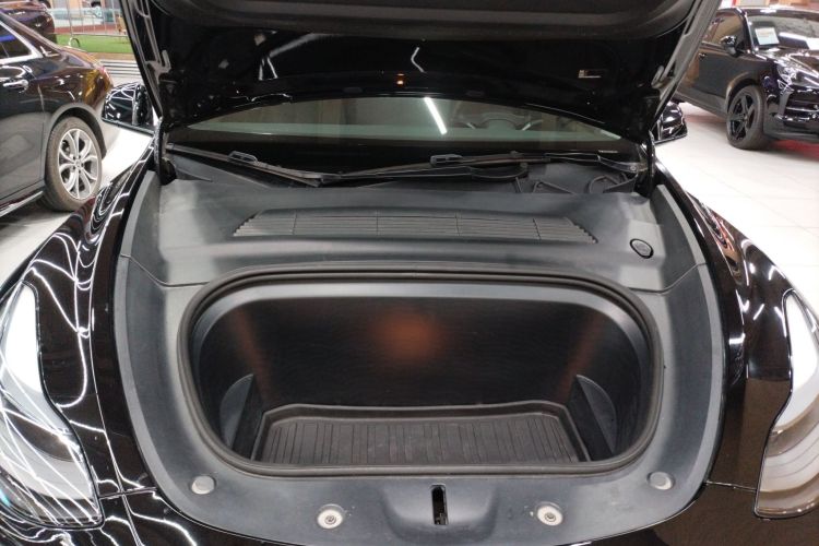 特斯拉 Model Y 2022款 改款 后轮驱动版局部细节24