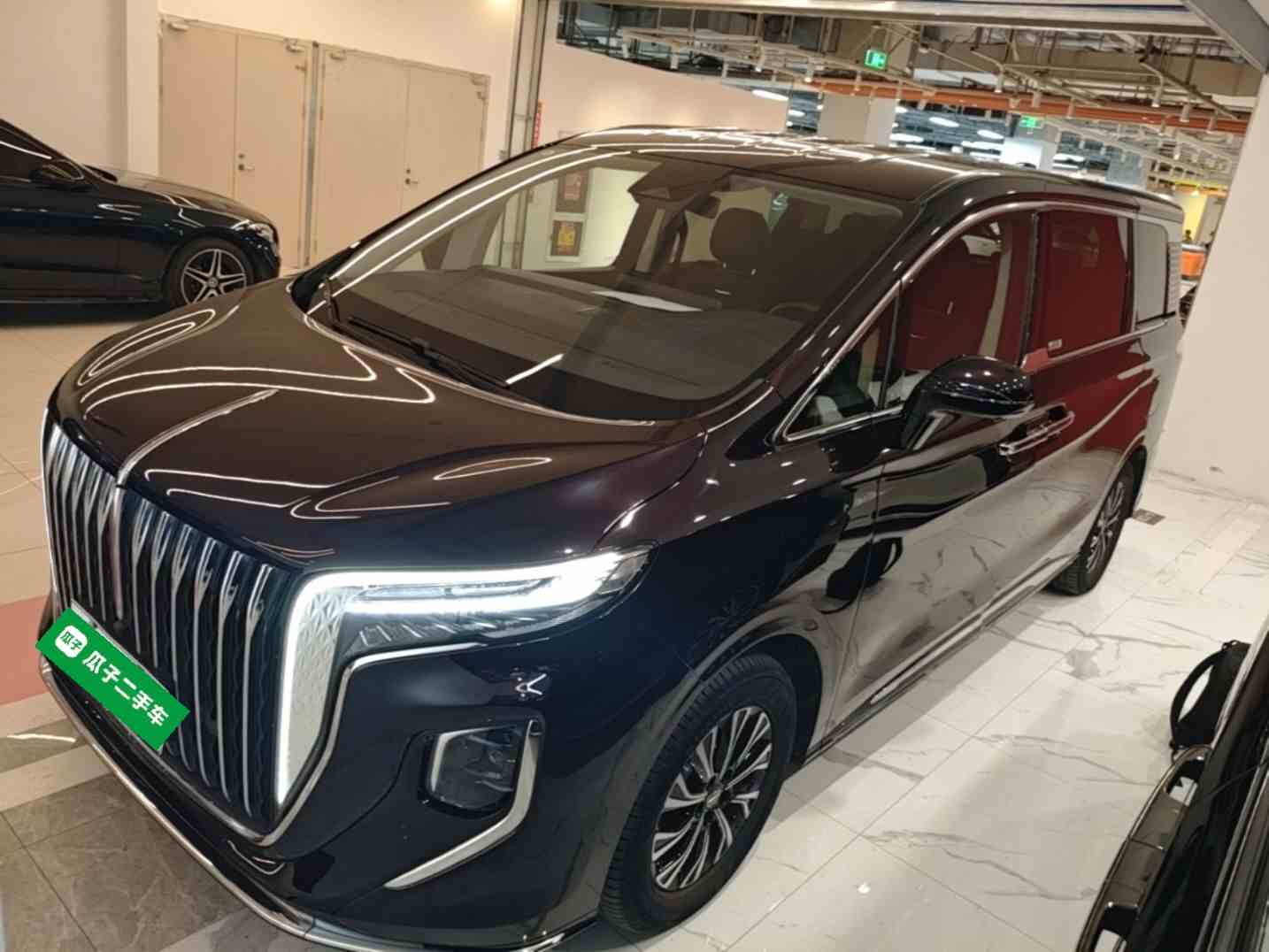 红旗HQ9 PHEV 2024款 2.0T 四驱豪华版(2)
