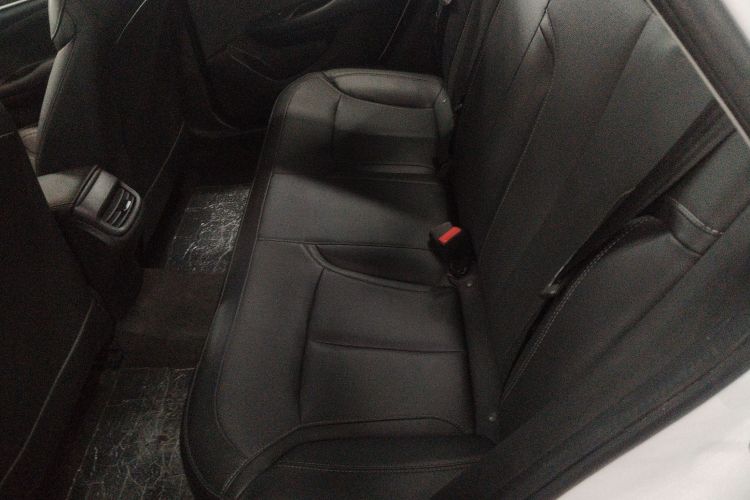 别克 英朗 2021款 改款 典范 1.5L 自动精英型中控内饰21