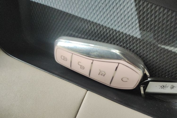 比亚迪 海豚 2023款 420km 时尚版中控内饰7001