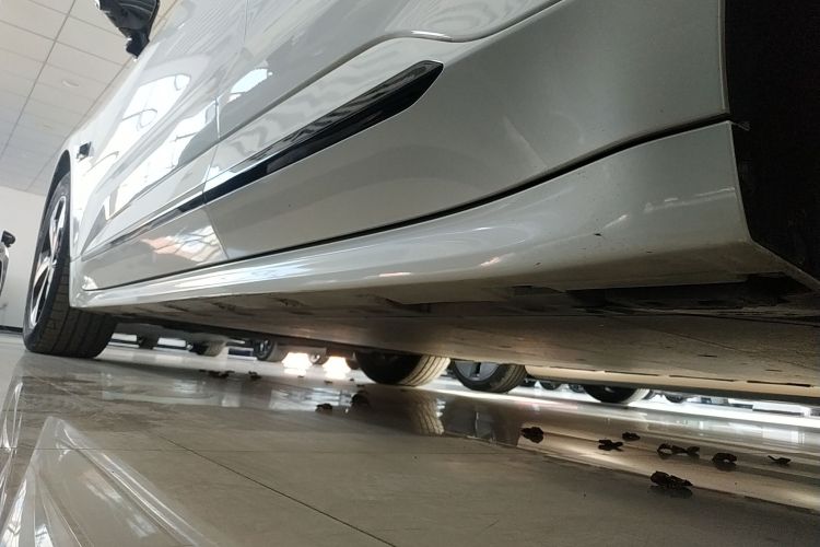 极氪001 2022款 超长续航单电机 WE版局部细节9002