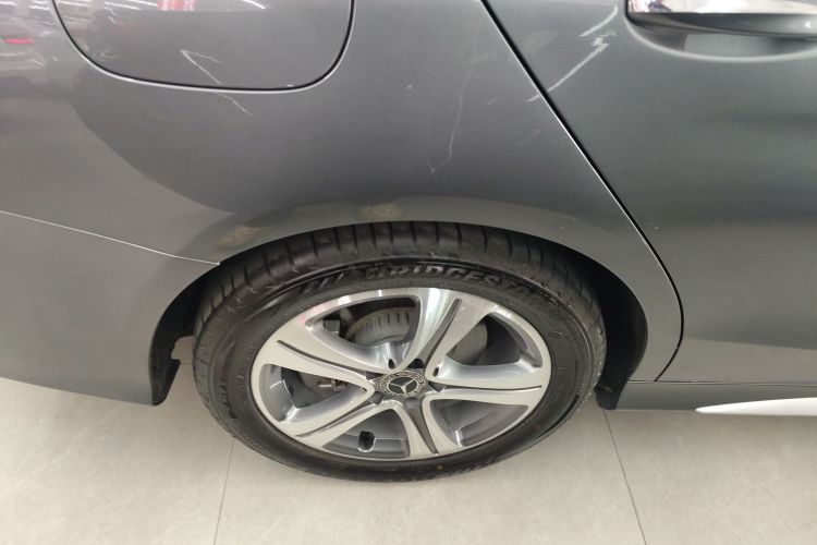 奔驰C级 2019款 C 260 L 运动版车身外观6008