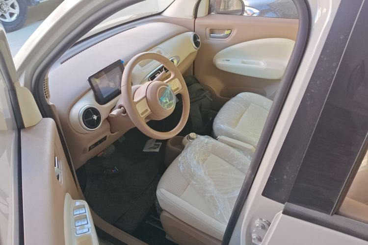 五菱汽车 宏光MINIEV 2025款 四门版 进阶款中控内饰20