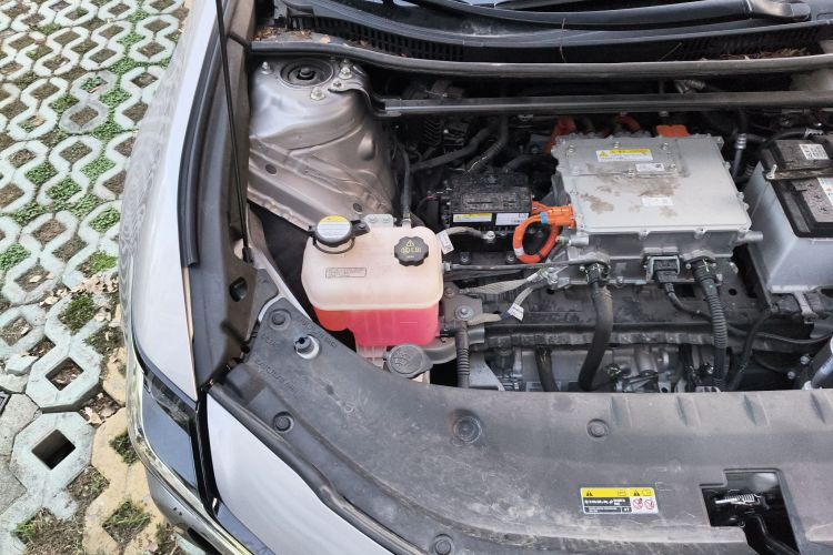 丰田bZ3 2023款 517km 精英PRO局部细节9006