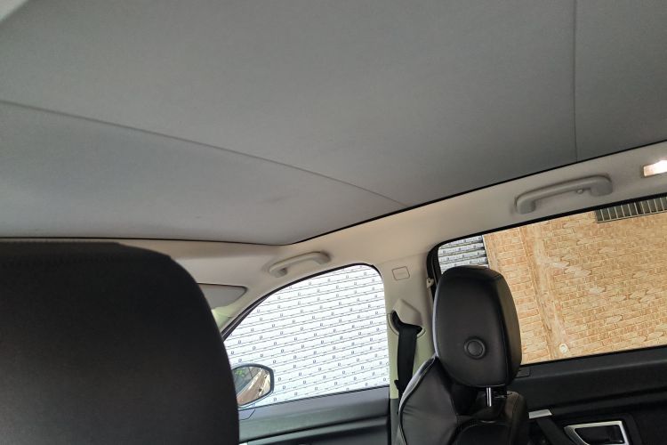 路虎 发现神行 2016款 2.0T 上市限量版中控内饰22