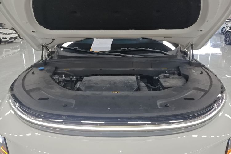 理想汽车 理想L7 2023款 Pro机舱底盘24