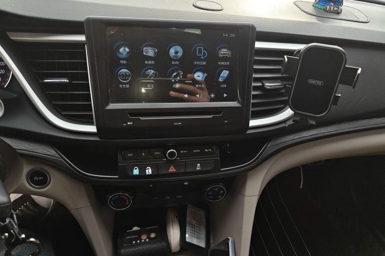别克 英朗 2016款 15N 自动精英型中控内饰16