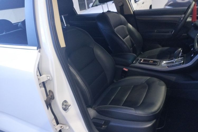 吉利汽车 帝豪GS 2016款 优雅版 1.3T 自动领尚型局部细节41