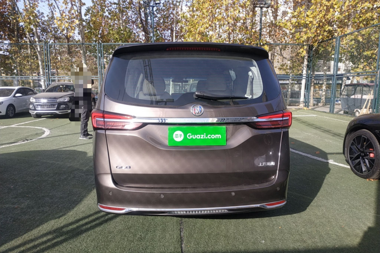 别克GL8 2023款 陆上公务舱 舒适型车身外观6004