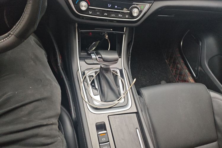 长安 锐程CC 2021款 蓝鲸版 1.5T DCT尊贵型中控内饰18