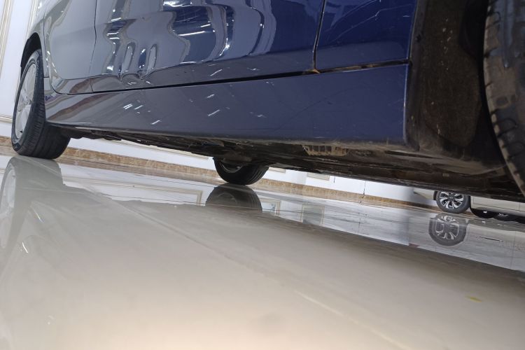 宝马2系旅行车 2016款 218i 时尚型局部细节9001