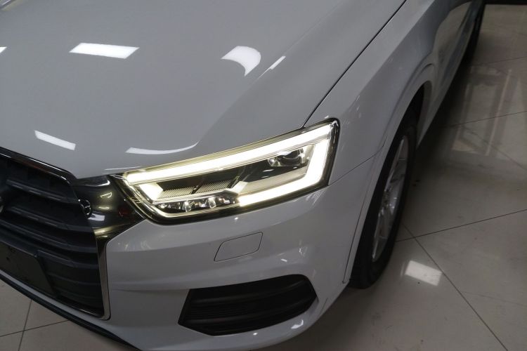 奥迪Q3 2018款 30周年年型 30 TFSI 时尚型局部细节36