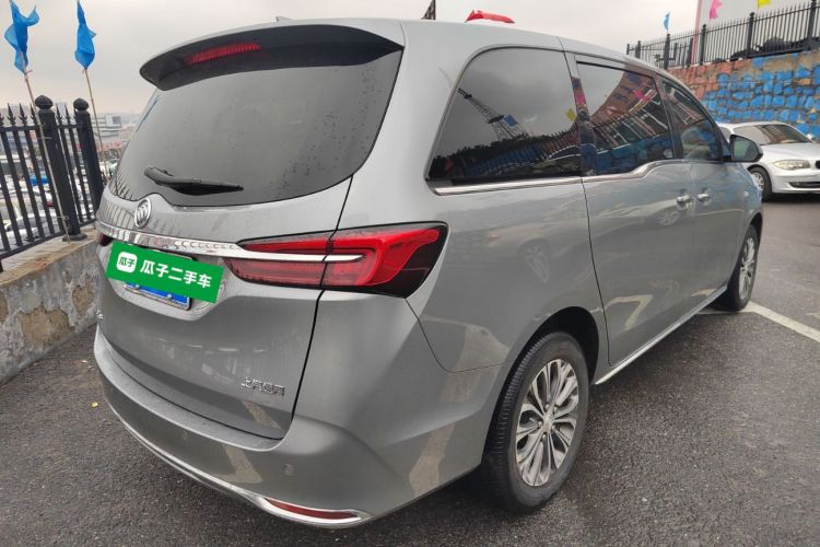 别克GL8 2023款 改款 陆上公务舱 豪华型车身外观7