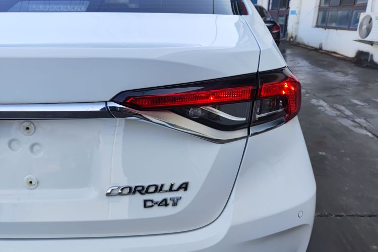 丰田 卡罗拉 2019款 1.2T S-CVT GL先锋版车身外观9