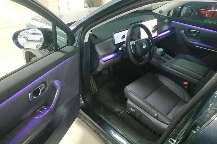 零跑汽车 零跑C10 2026款 605激光雷达版中控内饰7003