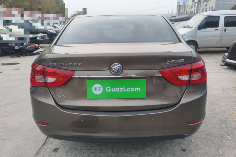 别克 英朗 2017款 15N 自动精英型车身外观6