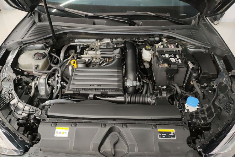 奥迪A3 2024款 Sportback 35 TFSI 时尚运动型机舱底盘24