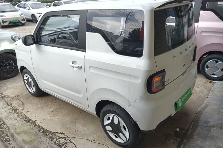 吉利银河 熊猫 2025款 210km 元气熊车身外观4