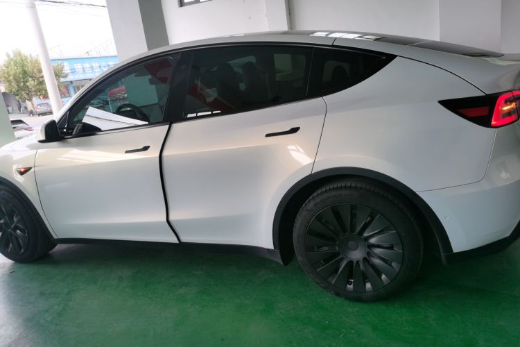 特斯拉 Model Y 2022款 改款 后轮驱动版车身外观6004