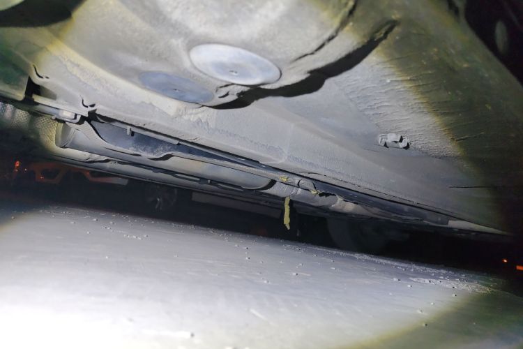 标致408 2015款 1.2T 自动豪华版局部细节9004