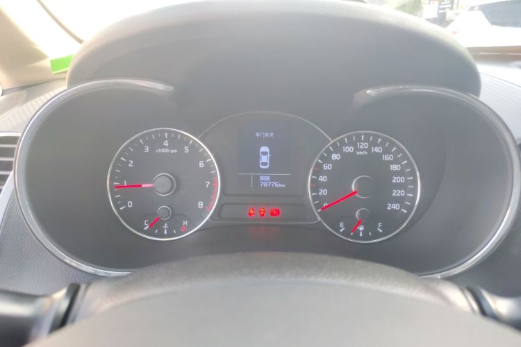 起亚K3 2015款 1.6L 手动GLS局部细节14