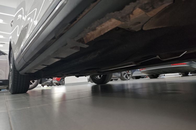 林肯 冒险家 2022款 2.0T 两驱尊雅版机舱底盘29