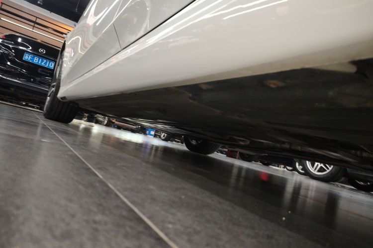 宝马3系 2022款 改款 325Li M运动套装局部细节9002