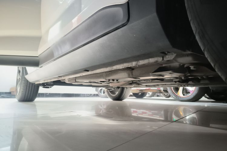 宝骏RM-5 2019款 1.5T CVT 24小时在线豪华型 5座局部细节9001