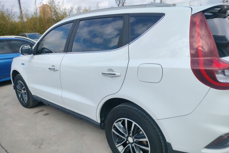 吉利汽车 远景X6 2018款 1.4T CVT 4G互联豪华型车身外观4