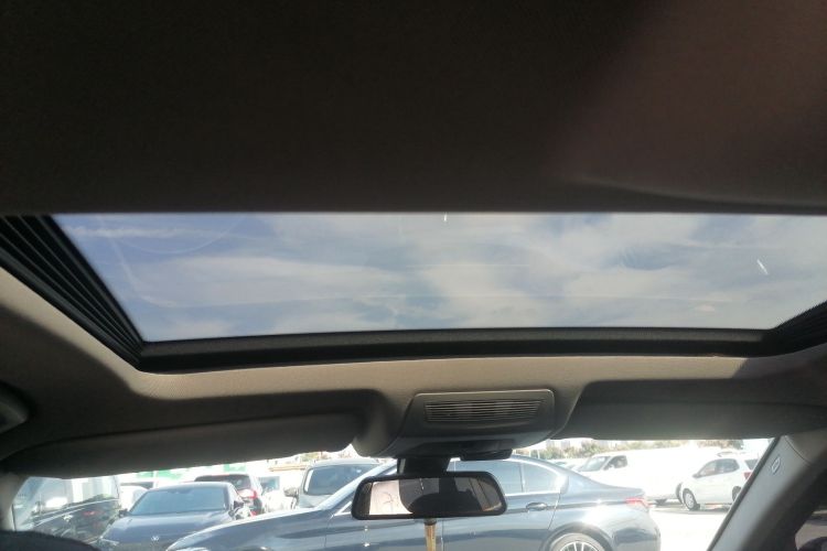 宝马5系 2017款 525Li 领先型局部细节22