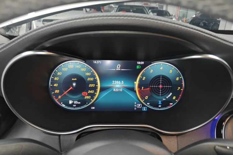 奔驰C级 2020款 改款 C 200 L 时尚型运动版中控内饰14