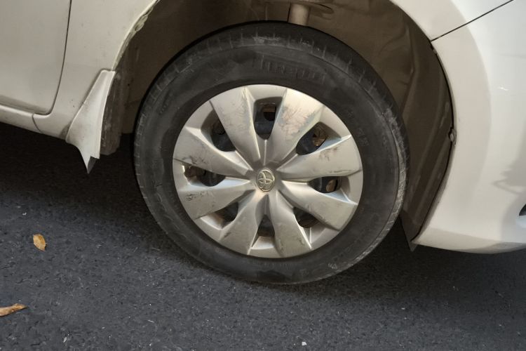 丰田 威驰 2014款 1.3L 手动型尚版车身外观10