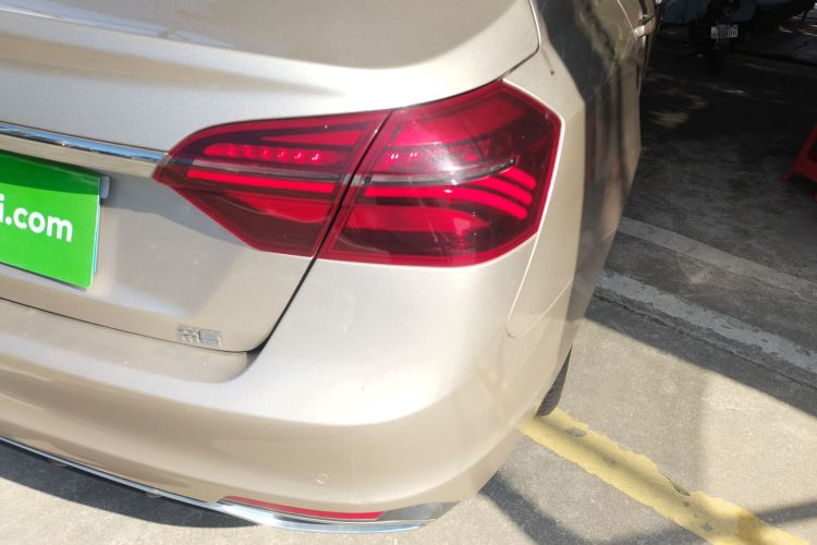 吉利汽车 帝豪 2019款 领军版 1.5L CVT向上互联型 国VI车身外观9