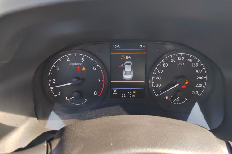 日产 天籁 2021款 2.0L XL 舒适版中控内饰14