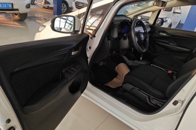 本田 飞度 2016款 1.5L LXS CVT舒适天窗版中控内饰20