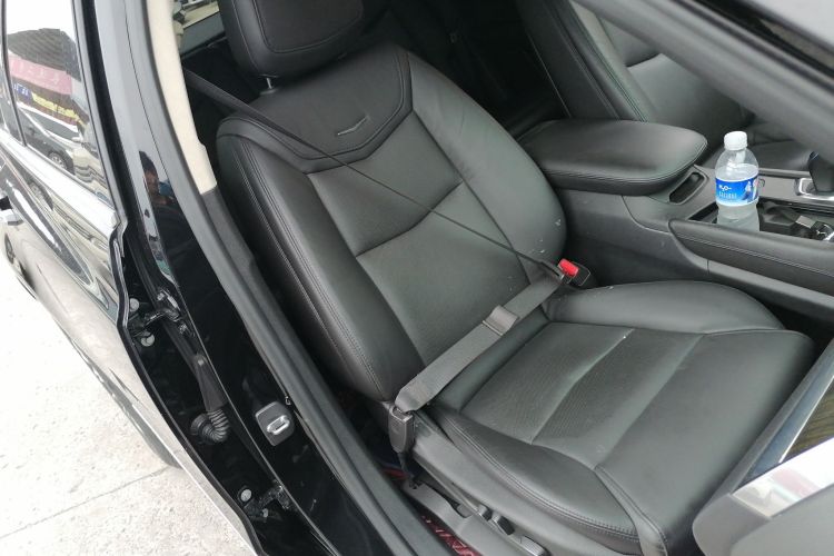 凯迪拉克XT5 2018款 28T 四驱豪华型中控内饰41