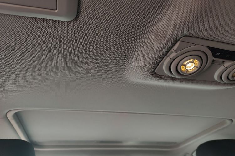 宝马3系 2018款 318Li局部细节22