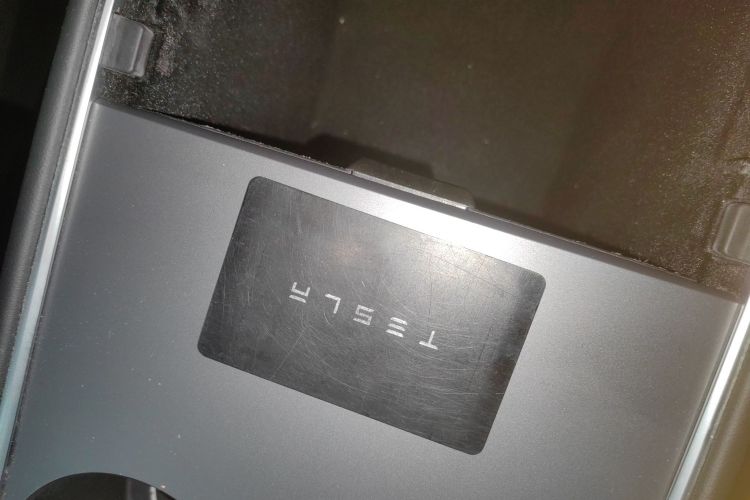 特斯拉 Model 3 2022款 后轮驱动版中控内饰7001