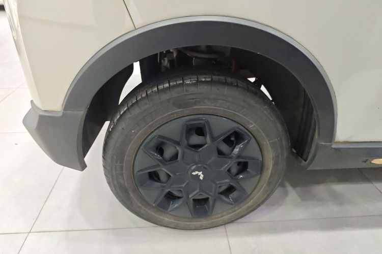 五菱汽车 宏光MINIEV 2022款 GAMEBOY 200km 玩咖款 磷酸铁锂车身外观6008