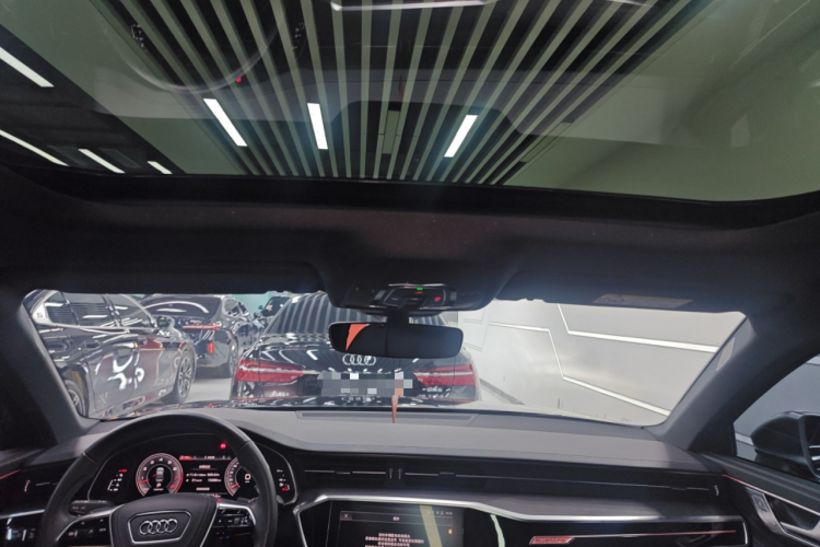 奥迪A6L 2024款 55 TFSI quattro 尊享动感型中控内饰22