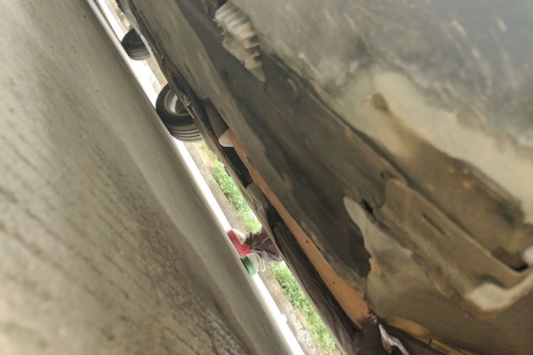 宝马X1 2013款 sDrive18i 时尚型局部细节9001