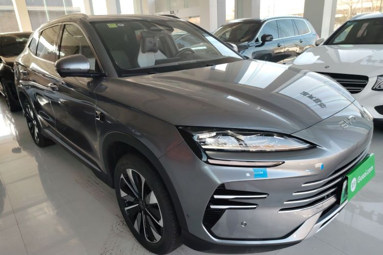 比亚迪 宋PLUS新能源 2025款 DM-i 智驾版 112KM 尊贵型车身外观3