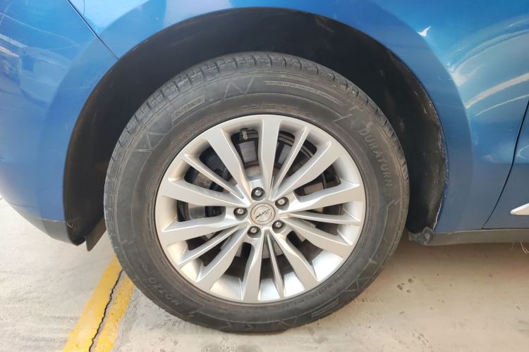 众泰SR9 2017款 2.0T 自动极致之光版车身外观6007