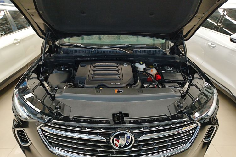 别克 2022款 昂科威S 552T 两驱豪华型机舱底盘24