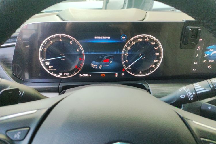 别克GL8 2023款 ES陆尊 舒适型中控内饰14