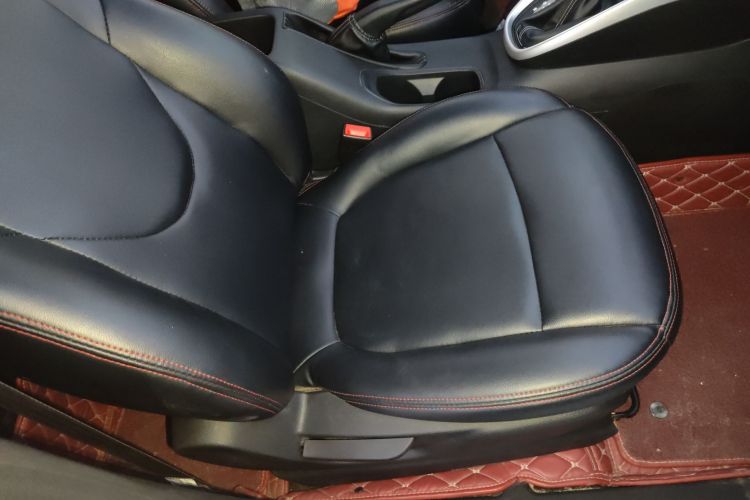 宝骏510 2019款 1.5L CVT劲享型 国VI车身外观6008