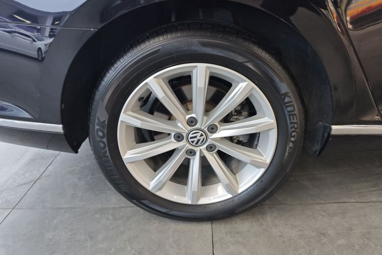 大众 迈腾 2019款 330TSI DSG 领先型 国VI车身外观6008